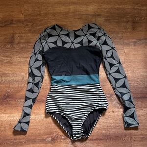 Seea Long Sleeve Swimsuit - Black and Teal